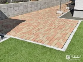 多目的に利用できる耐久性の高いインターロッキングテラス[施工後]