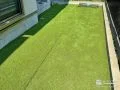 お庭を清潔に保つローメンテナンスな人工芝