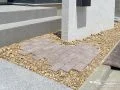 ナチュラルなレンガアプローチ