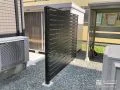 入り口側は独立させて、動線を確保しています。