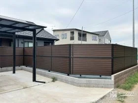 いつも緑を楽しめるプライベートなお庭工事