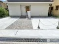 個性的な造形美をたのしめる機能門柱が主役の新築外構