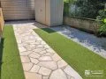 華やかな園路がお庭を明るく彩るリガーデン工事