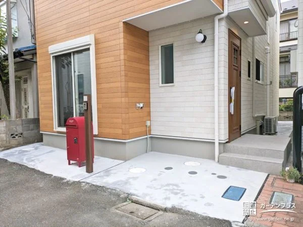 お住まいとの統一感を意識したナチュラルな新築外構