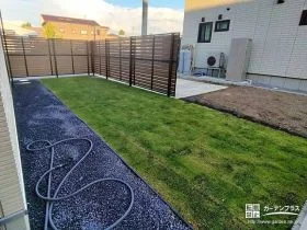 内側でお子様がのびのび遊べるお庭[施工後]