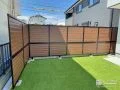 抜け感とお庭への調和を考慮した目隠しフェンス