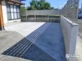 風圧の影響が少ない目隠しフェンス
