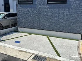 駐車スぺースと玄関アプローチのデザインにこだわった外構工事