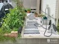 ウッドデッキまでを導く園路
