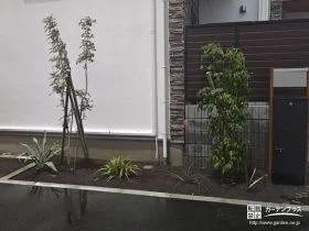 お住まいを緑あふれる優しい雰囲気にしてくれる花壇の設置工事