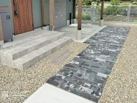 エッジの効いたレンガがお住まいのアクセントに[施工後]