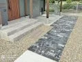 エッジの効いたレンガがお住まいのアクセントに