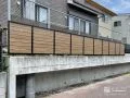 足元を隠し安心感を高める目隠しフェンス