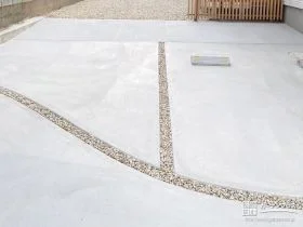 優しい印象の駐車スペース[施工後]