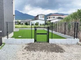 ワンちゃんの足腰にも優しいドッグランのリフォーム工事
