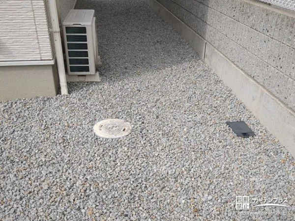 雑草対策で快適にお過ごしいただける砂利・防草シート敷設工事