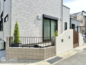 ナチュラルな化粧ブロックを使って防犯対策[施工後]