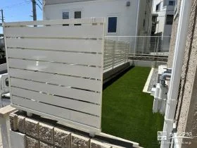 お手入れが楽になりお子様も安心して遊べる人工芝敷設工事
