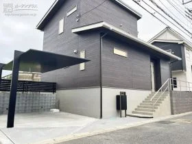 高低差のあるお住まいの安全面に配慮したシンプルモダンな新築外構