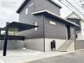 高低差のあるお住まいの安全面に配慮したシンプルモダンな新築外構