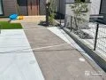 奥行きを表現するアースカラーのアプローチ