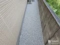 雑草対策万全な犬走り
