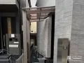 玄関への雨の吹込みを防止するサイクルポート