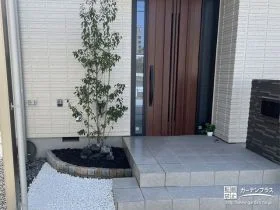 ピンコロ石で施工した花壇[施工後]