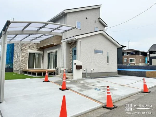 お住まいの雰囲気に合わせたナチュラルな新築外構