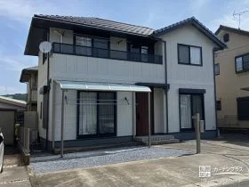 植栽を撤去し雑草対策をしたローメンテナンスな建物周り工事