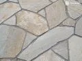 一枚一枚が自然のアートになる乱形石