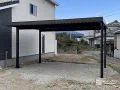 4本の柱とスチール屋根で雪の多い日も安心なカーポート設置工事