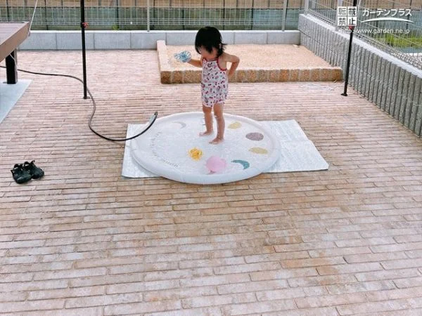 お子さまが思い切り遊べるお庭