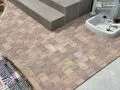 レンガのような温かさを感じられるインターロッキングテラス