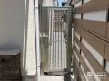 犬走りに門扉を取り付け防犯性向上