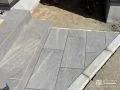 階段はタイル貼りでおしゃれに