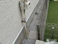 建物周りに雑草対策をして清潔に