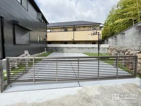 敷地内を守るカーゲート[施工後]