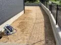 真砂土でDIYをしやすく整えた主庭