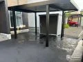 アスファルトと4本柱カーポートで耐久性の高い駐車スペース工事