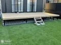 木肌の温もりを感じながら寛げるウッドデッキ