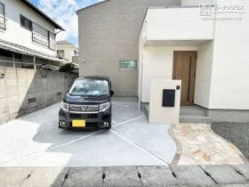 淡いお色味で統一感のあるナチュラルな新築外構