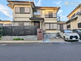 手入れが楽になり落ち着きある雰囲気に生まれ変わった外構リフォーム工事