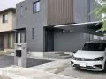 トーンの違いをアクセントとして取り入れたモダンな新築外構