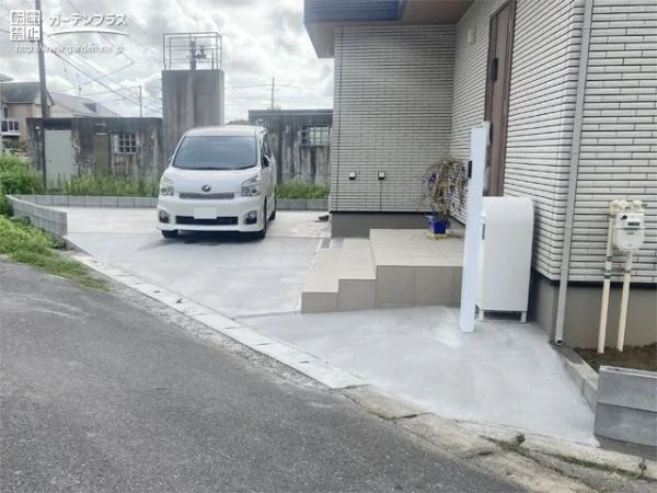 お車がスムーズに出入りできる駐車スペースの舗装工事