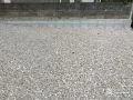 主庭の雑草対策