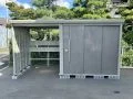 収納も駐輪も両取りできる物置の設置工事