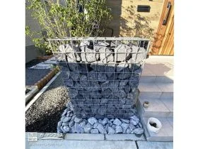玄関前のアクセントにんるガビオン[施工後]