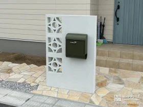 飾り花ブロックを使用した可愛らしい機能門柱[施工後]
