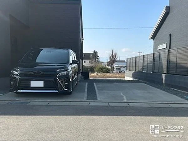 駐車スペースとお庭を安全快適にお使いいただけるリフォーム工事